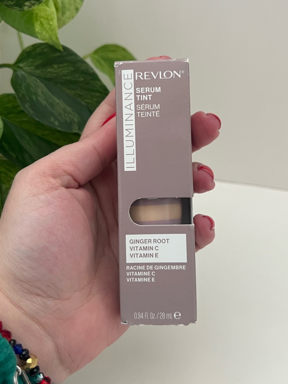 NWT Revlon Illuminance Serum Tint in Light Beige